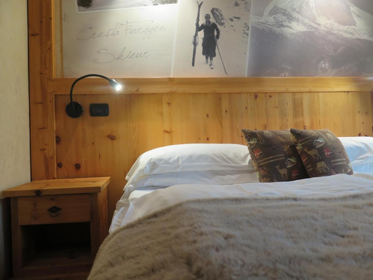 Hotel Miravidi A Cervinia بيريوِل تْشيرفينيا المظهر الخارجي الصورة