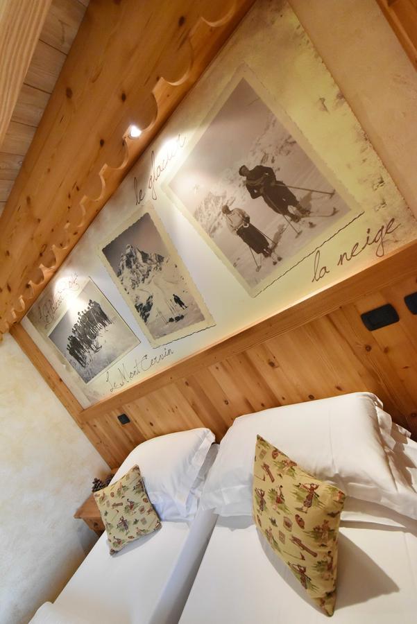 Hotel Miravidi A Cervinia بيريوِل تْشيرفينيا المظهر الخارجي الصورة